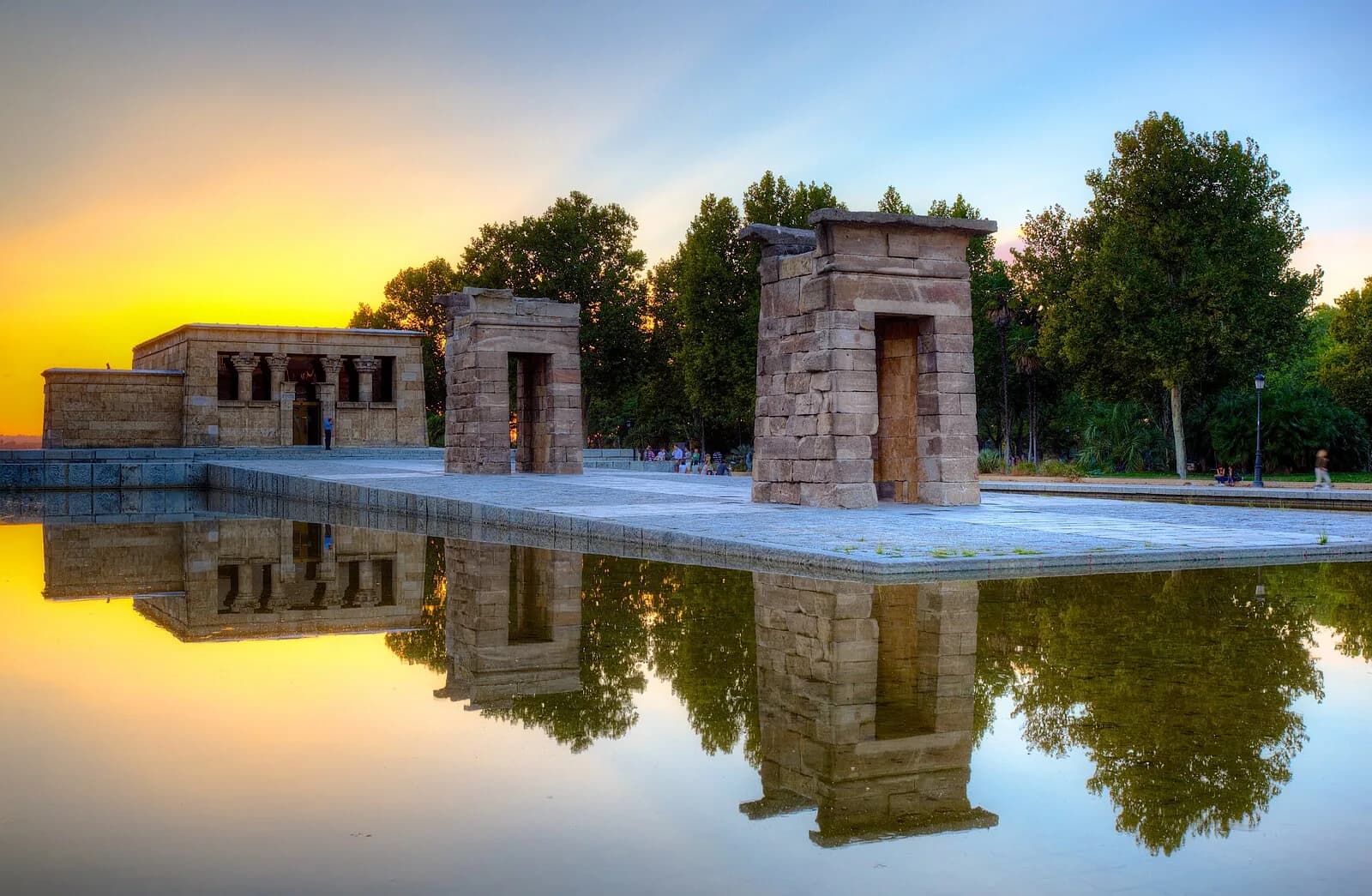 Templo de Debod al atardecer